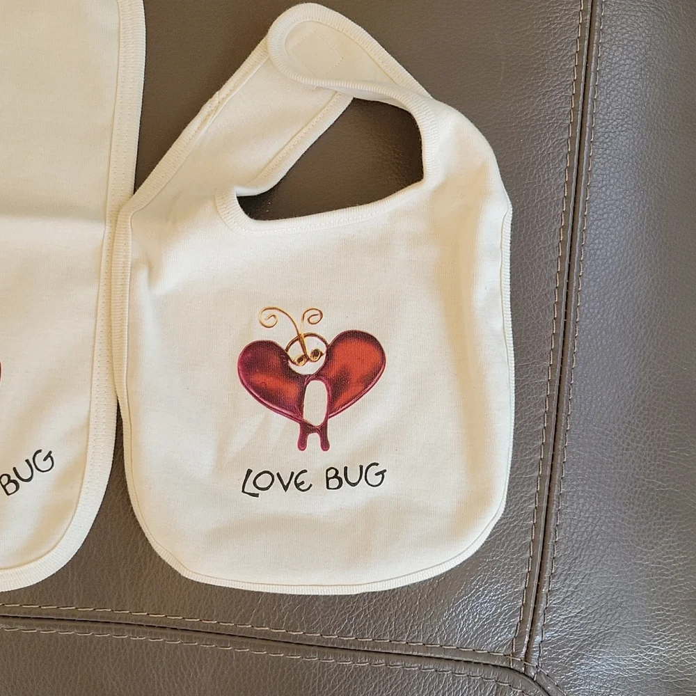Kee - Ka Love bug organic cotton bib and burp cloth set.